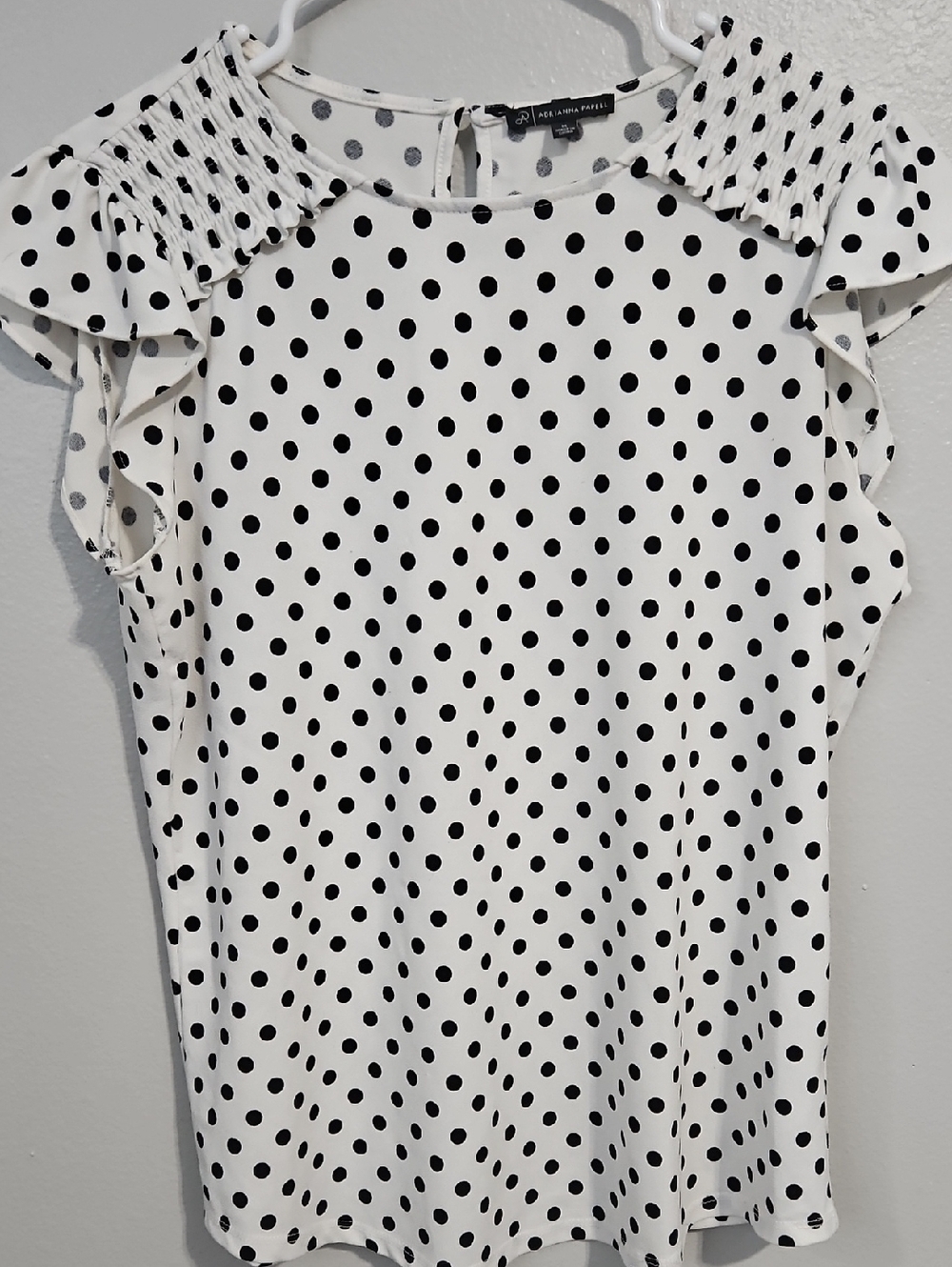 Adrianna Papell White Polka Dot Ruffle Sleeve Top - Black/White